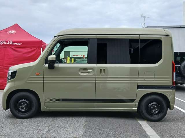Honda N-VAN 12