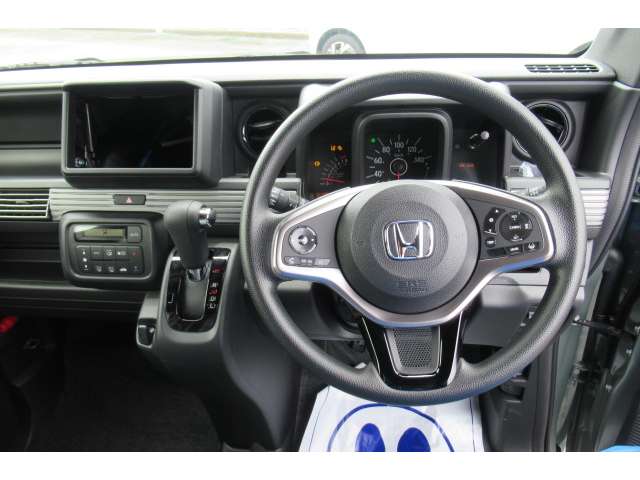 Honda N-VAN 10