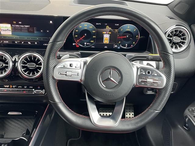 Mercedes-Benz GLB 11