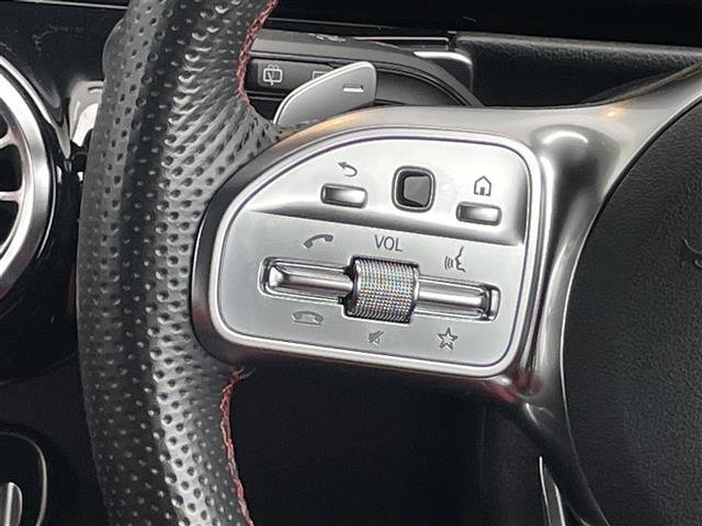 Mercedes-Benz GLB 12