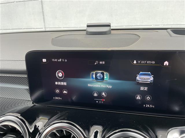 Mercedes-Benz GLB 9