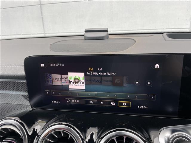 Mercedes-Benz GLB 10