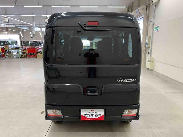 Daihatsu Atrai 6