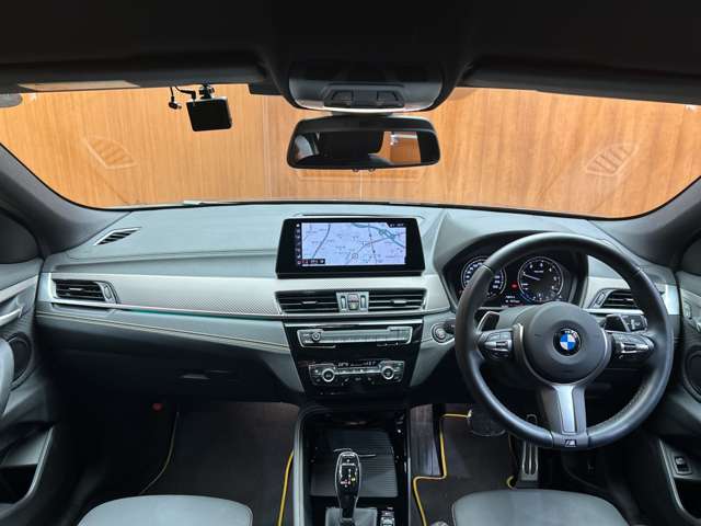 BMW X2 4