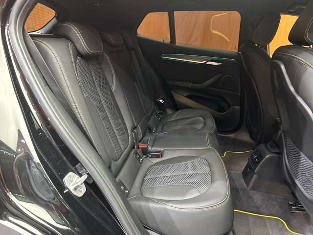 BMW X2 8