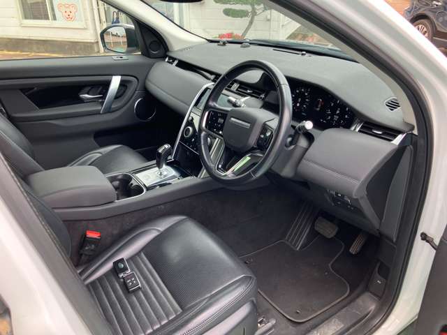 Land Rover Discovery Sport 7