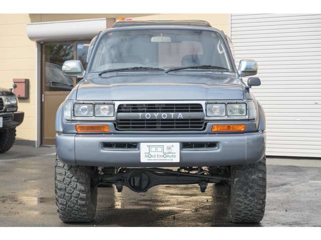 Toyota Land Cruiser 80 12