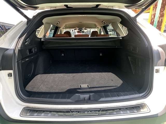Subaru Legacy Outback 12