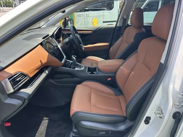 Subaru Legacy Outback 5