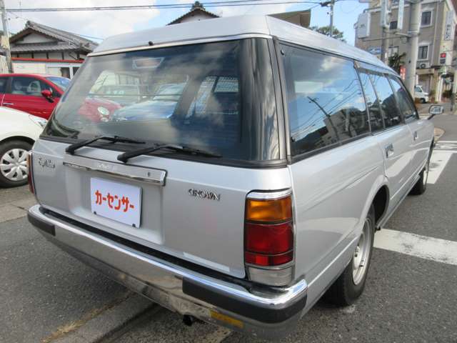 Toyota Crown Van 12