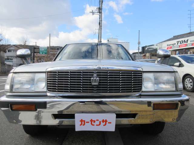 Toyota Crown Van 3