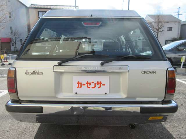 Toyota Crown Van 8