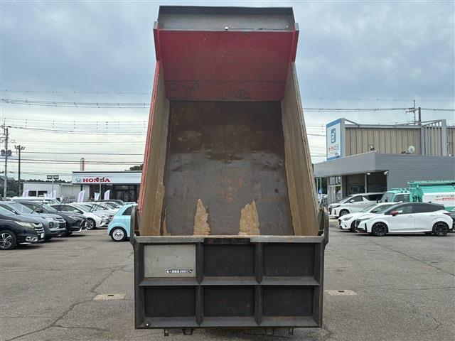 Mitsubishi Fuso Canter 8