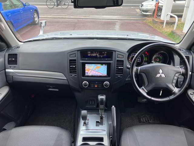 Mitsubishi Pajero 3