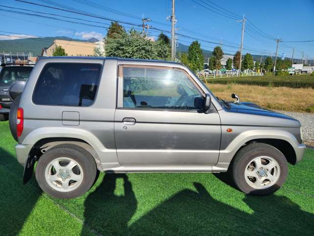 Mitsubishi Pajero Mini 11