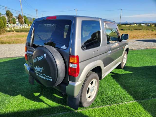 Mitsubishi Pajero Mini 10