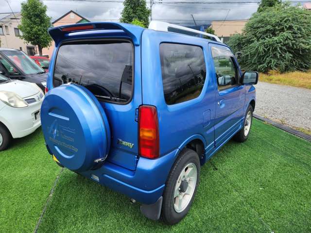 Suzuki Jimny 10