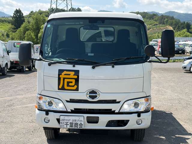 Hino Dutro 2