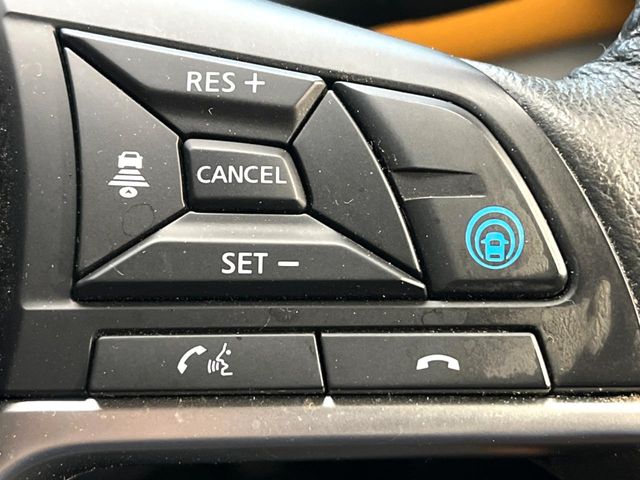 Nissan Kicks 5