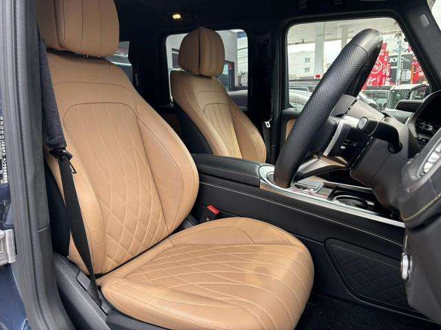 Mercedes-Benz G-Class 3