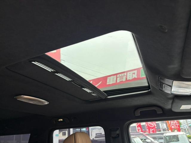 Mercedes-Benz G-Class 4
