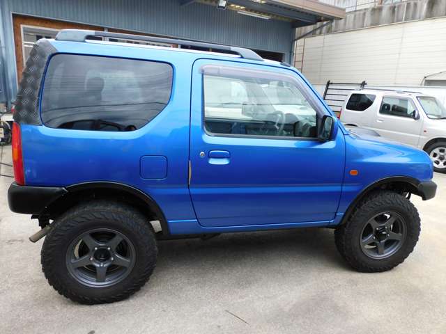 Suzuki Jimny 6