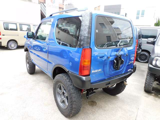Suzuki Jimny 8