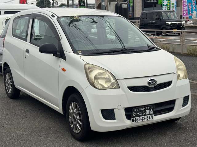 Daihatsu Mira 3