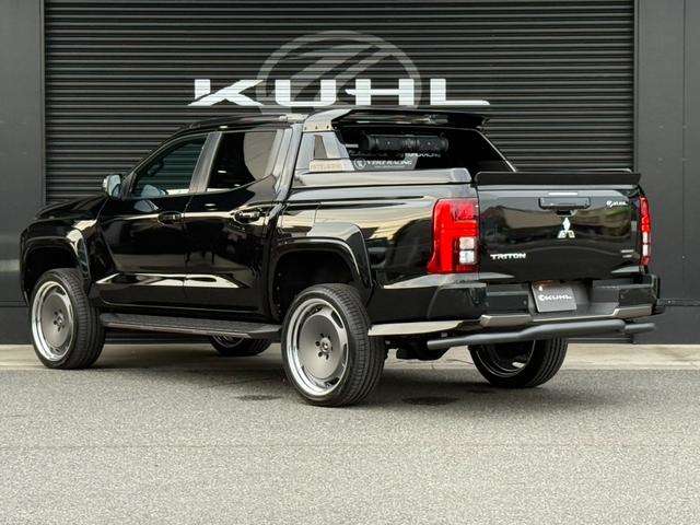Mitsubishi Triton 6