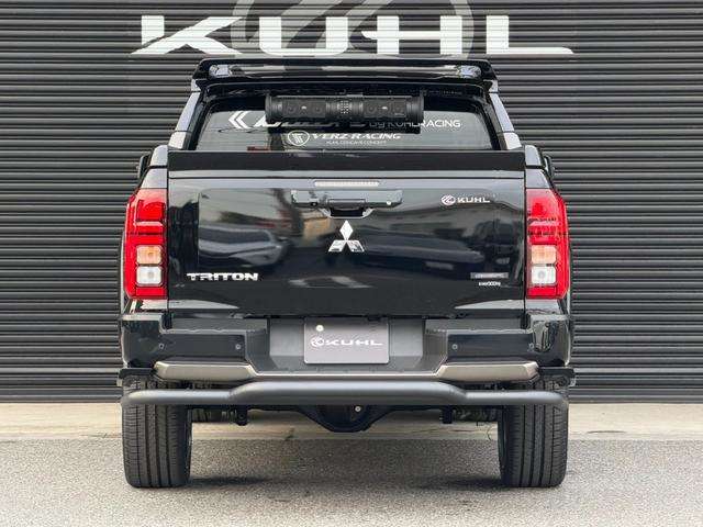 Mitsubishi Triton 7
