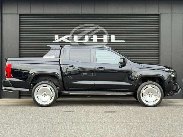 Mitsubishi Triton 9