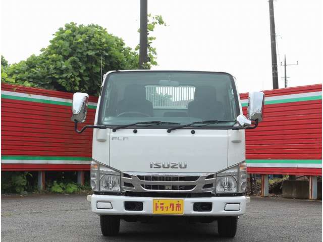 Isuzu Elf 6