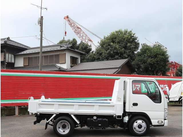 Isuzu Elf 8