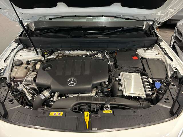 Mercedes-Benz GLB 7