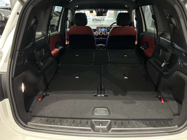 Mercedes-Benz GLB 10