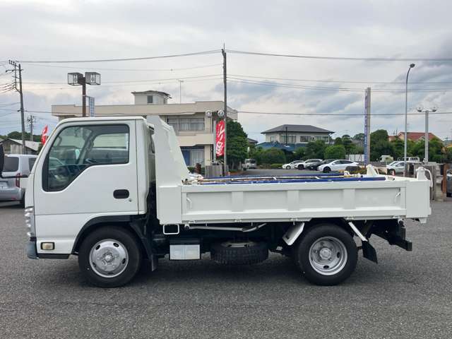 Isuzu Elf 6