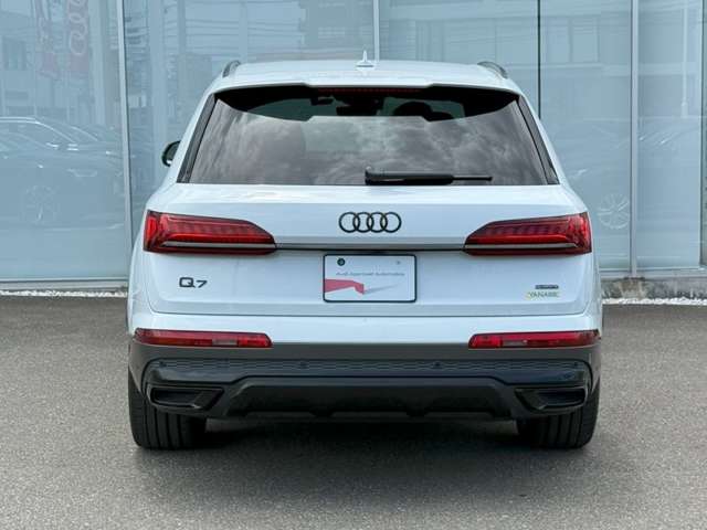 Audi Q7 9