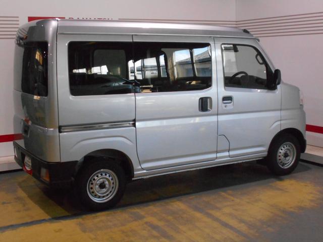 Daihatsu Hijet Cargo 9