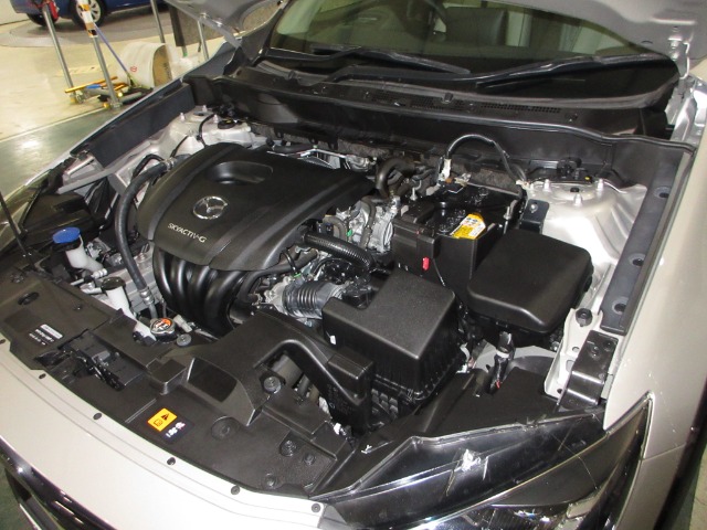 Mazda CX-3 4