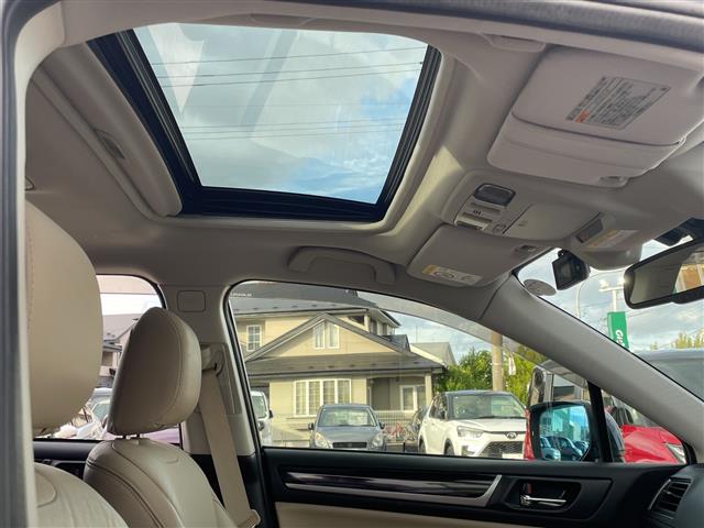 Subaru Legacy Outback 5