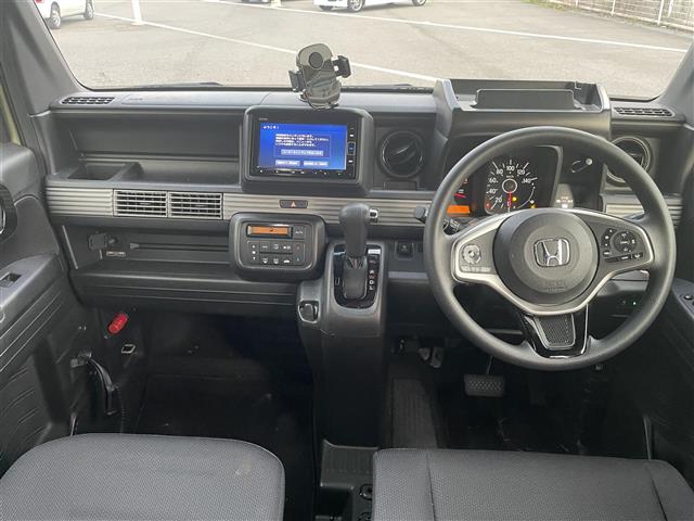 Honda N-VAN 8
