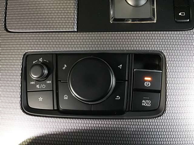 Mazda CX-60 9