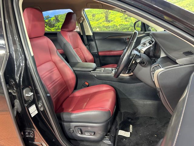 Lexus NX 8