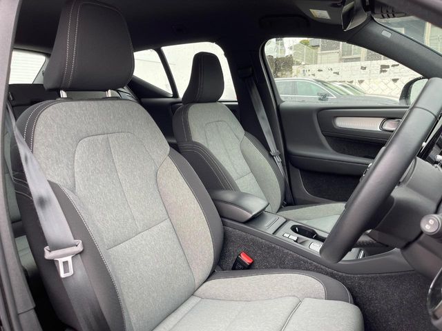 Volvo XC40 12