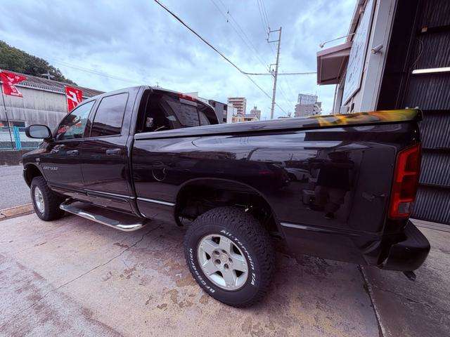 Dodge Ram 8