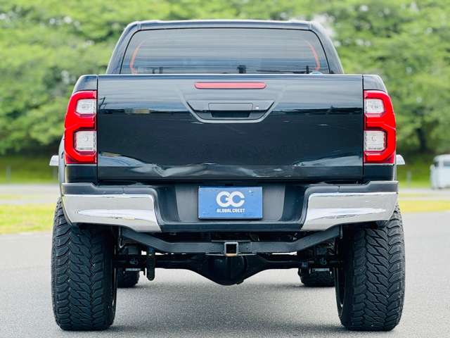 Toyota Hilux 9