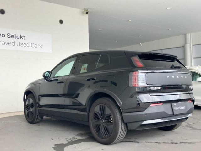 Volvo EX30Cross Country 5