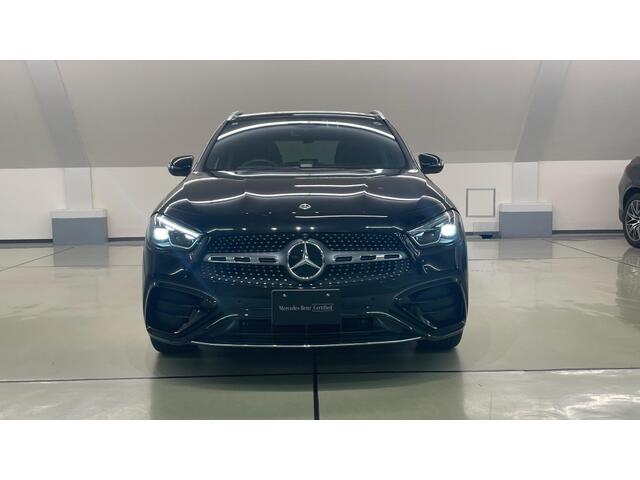 Mercedes-Benz GLA-Class 2