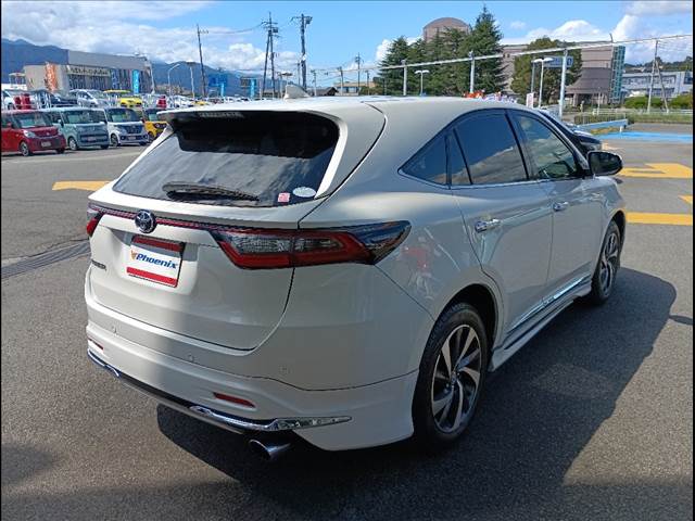 Toyota Harrier 6