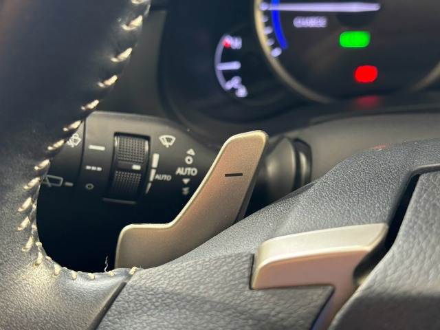 Lexus NX 7